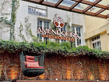 Amendoeira Chocolaterie