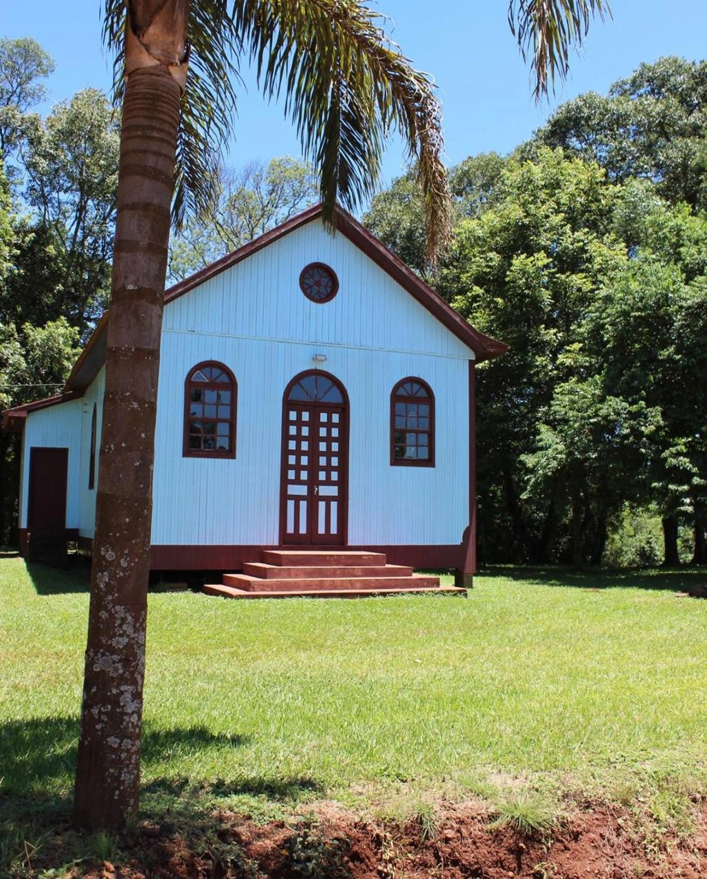 Foto de Igreja Nossa Senhora Aparecida -Comunidade de cruzinhas