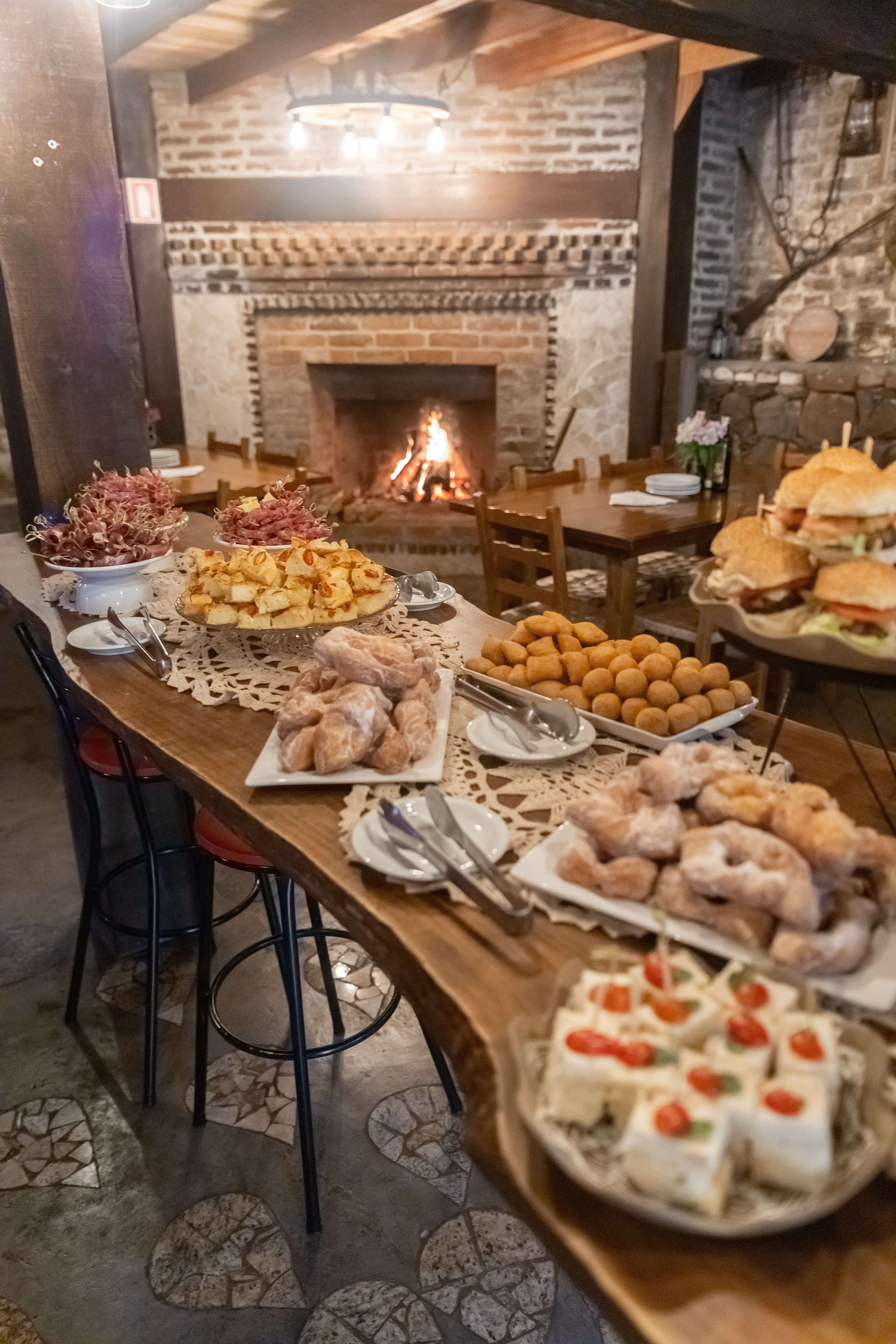 RESTAURANTE E CAFÉ SABORES DE SANTA