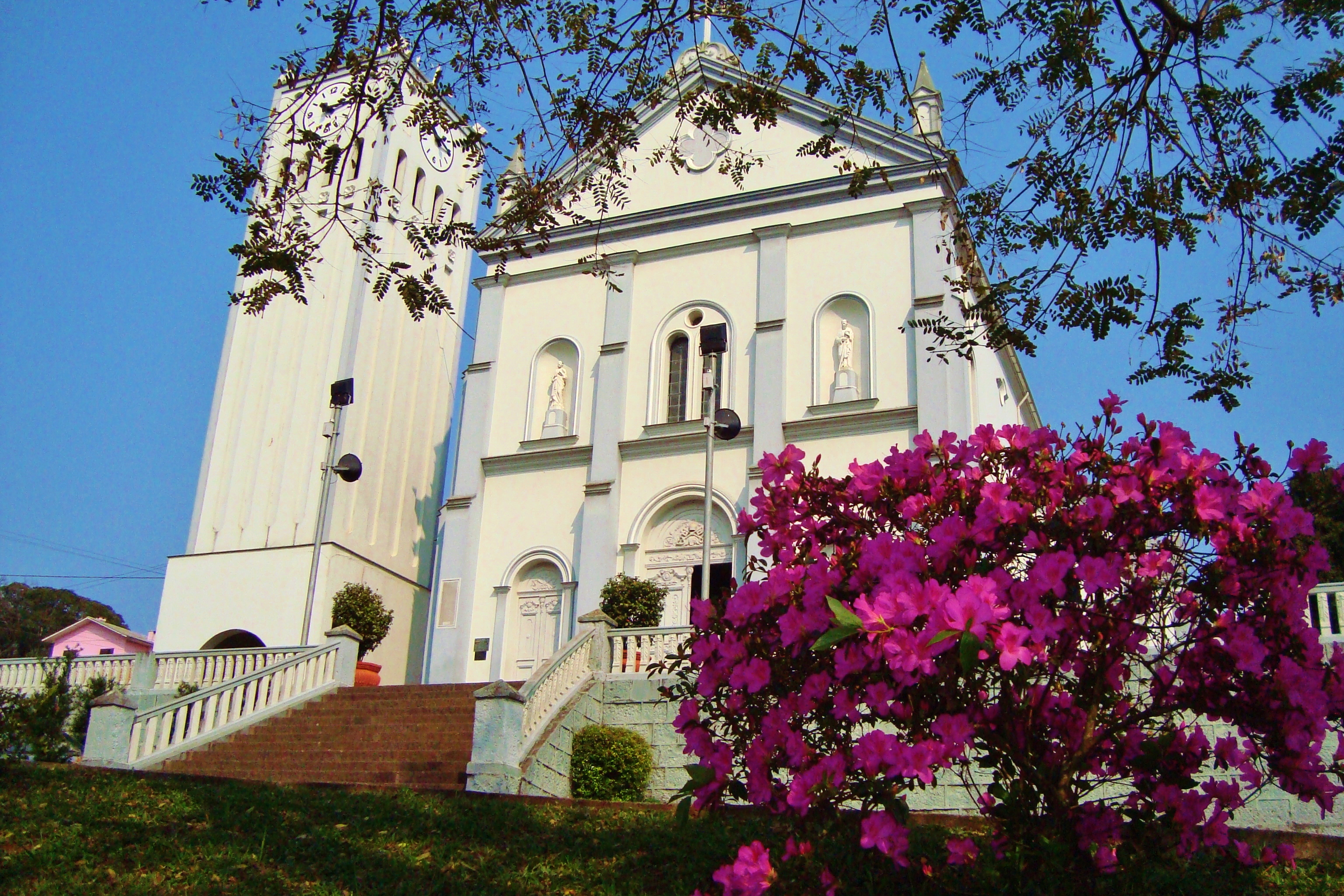 Igreja São Pedro e São Paulo