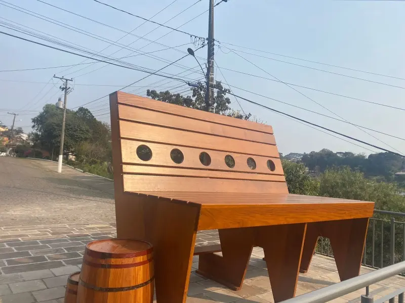 Foto de Banco Gigante