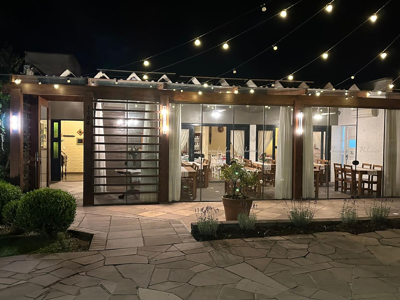 Foto de PINHEIRAIS POUSADA E RESTAURANTE MESA E BRASA